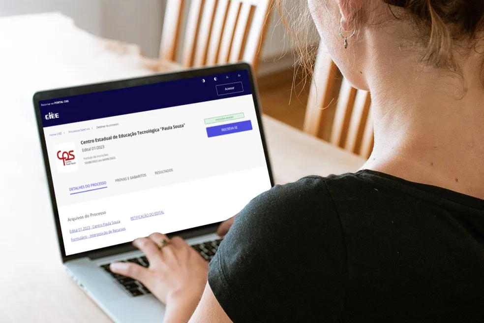 Operadora de telefonia oferece oportunidades de jovem aprendiz no Ceará