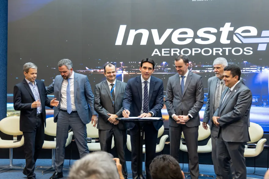 Investimento de R$ 10 bilhões em aeroportos brasileiros é anunciado