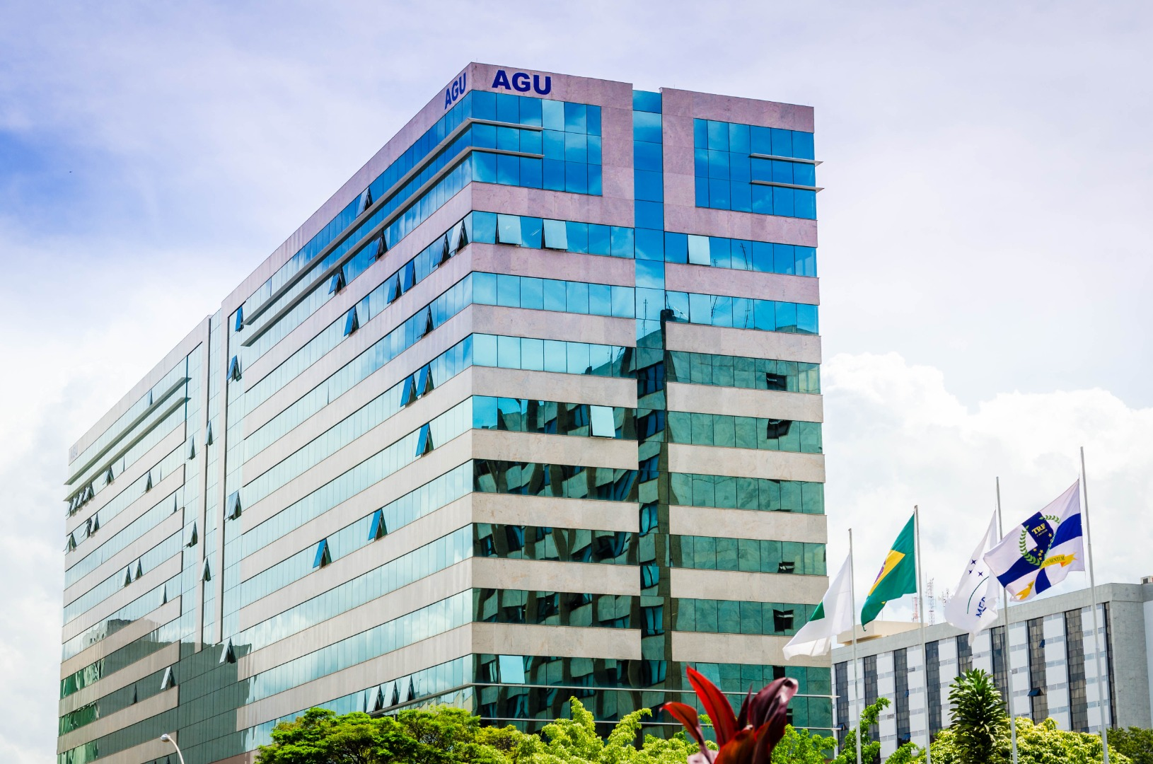 AGU busca manobra tributária em desfavor dos contribuintes