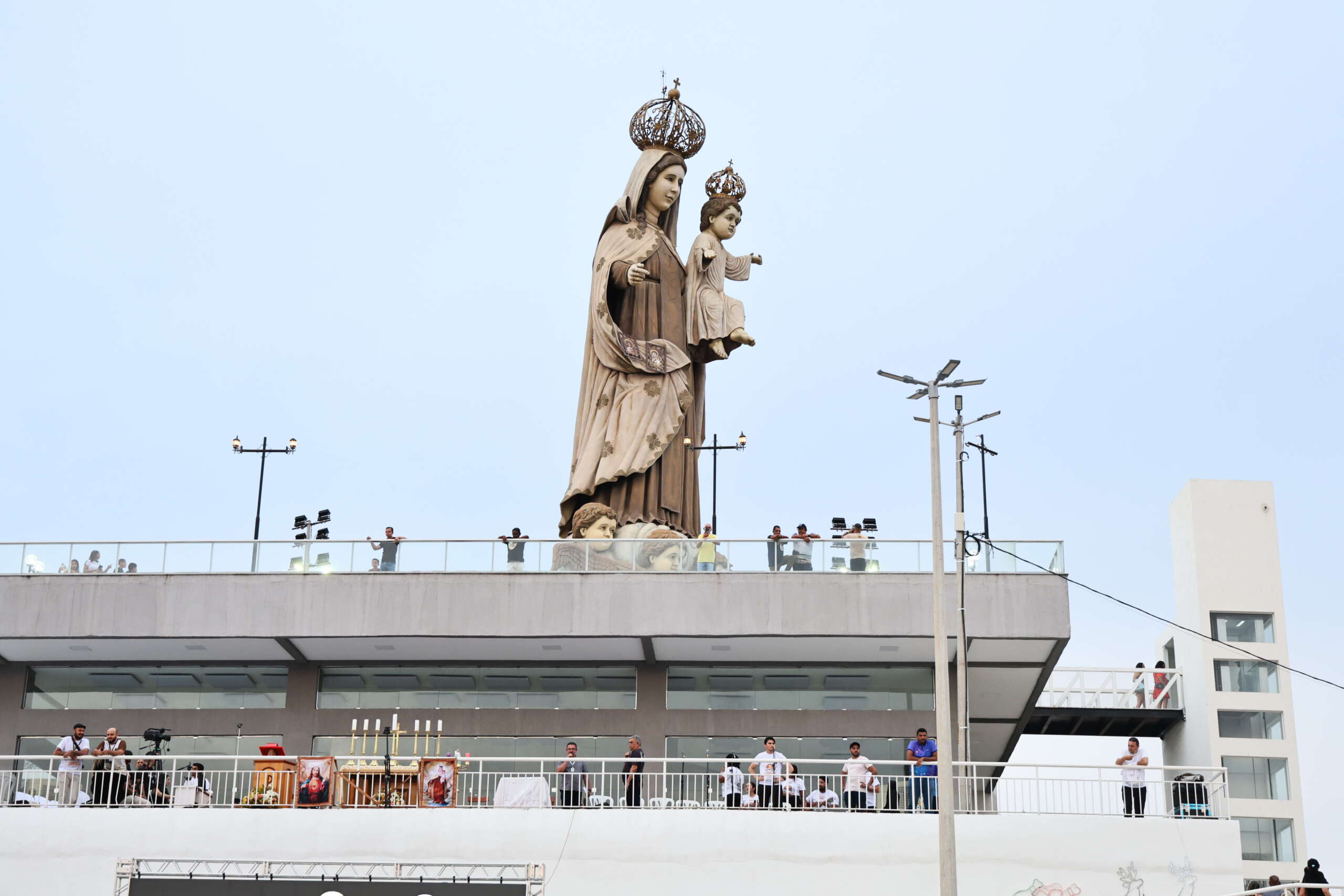 Estátua de Nossa Senhora do Carmo de 40 metros é inaugurada no Ceará