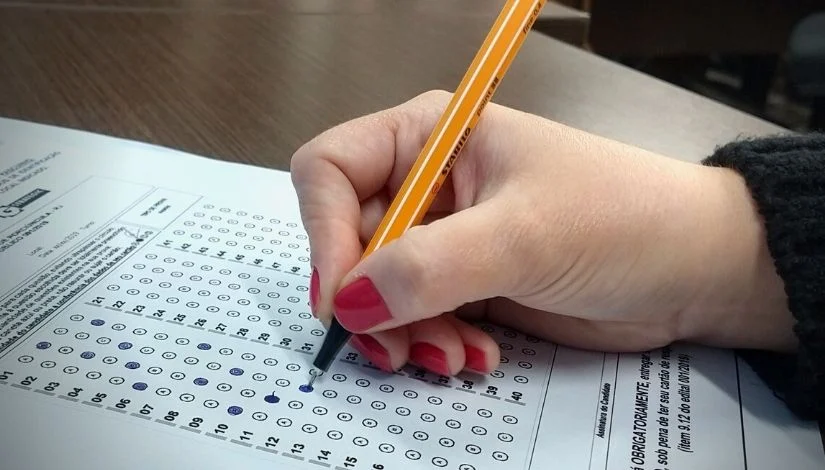 Edital do concurso da prefeitura de Nova Floresta oferece 136 vagas e salários variados