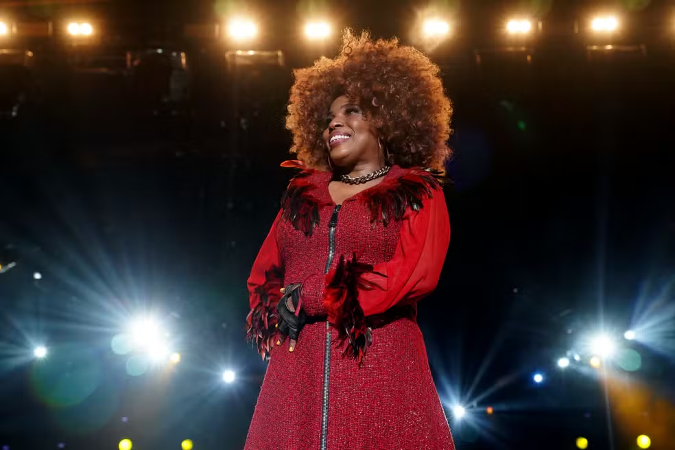 Macy Gray confirma show em Fortaleza em 2026 com turnê do álbum On How Life Is