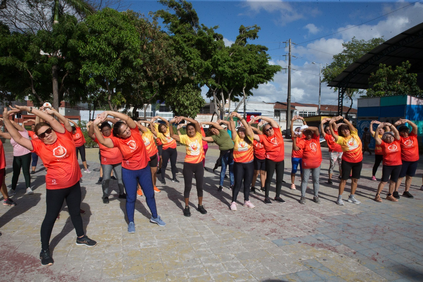 Praças em Fortaleza promovem saúde, esporte e cultura para todos