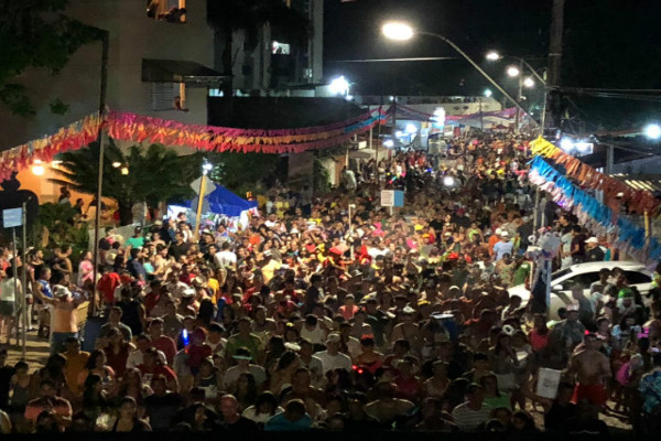 Virada do ano na praia de Pirangi terá shows e trio elétrico