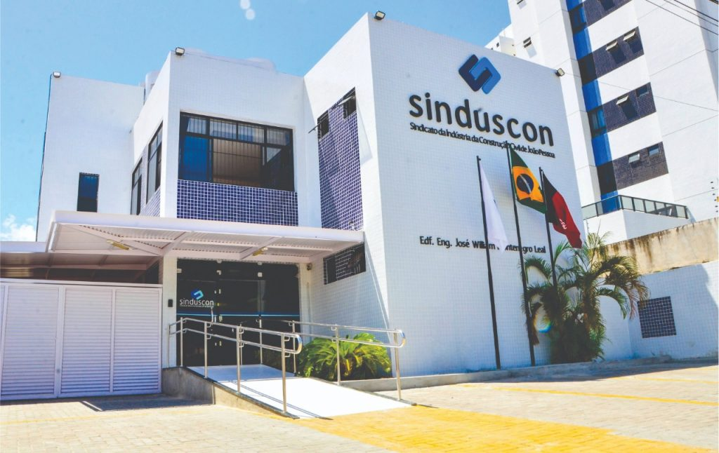 Sinduscon-JP solicita reunião com Sintricom-JP para discutir férias coletivas