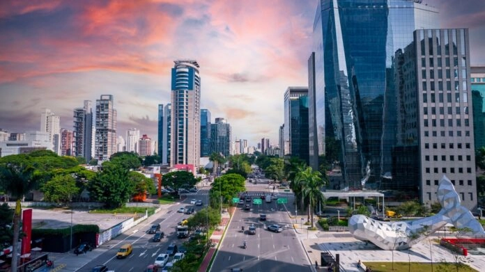 Mercado imobiliário em 2025: resiliência e desafios para 2026