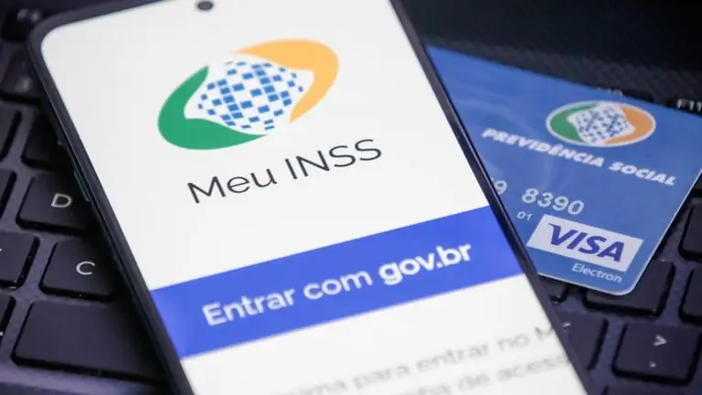INSS anuncia reajuste do piso previdenciário para 2026 com calendário definido