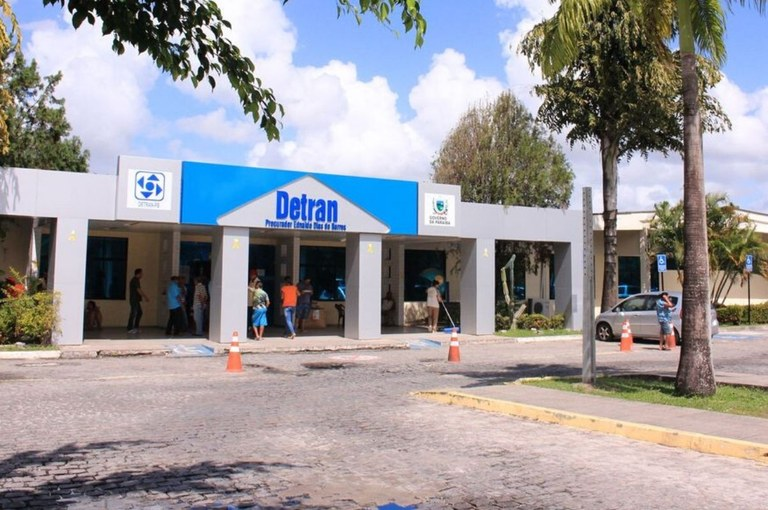 Detran-PB amplia atendimento aos sábados para serviços da CNH