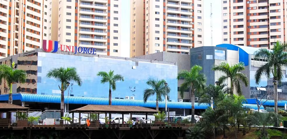 Universidade de Salvador oferece cursos de férias gratuitos presenciais e online