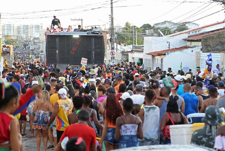 Aracaju abre seleção para apoio financeiro a blocos de carnaval
