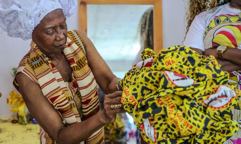 Concurso deusa do ébano reforça autoestima de mulheres negras em 45ª edição