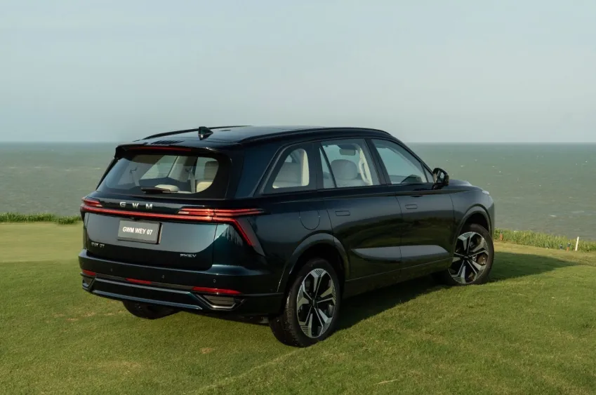 China proíbe maçanetas retráteis em carros a partir de 2027 e impacta Brasil