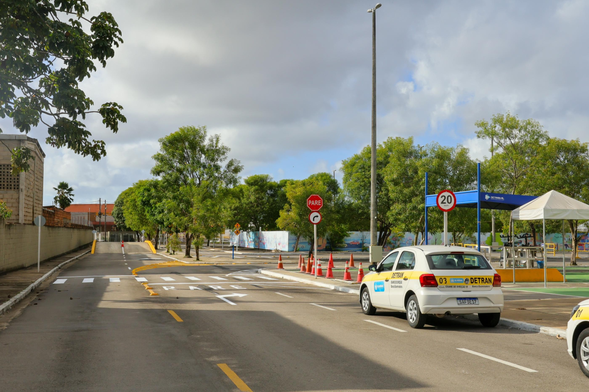Fim da baliza e meia-embreagem na prova do Detran em Alagoas