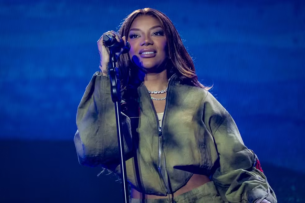 Ludmilla se apresenta no Festival de Verão em Fernando de Noronha