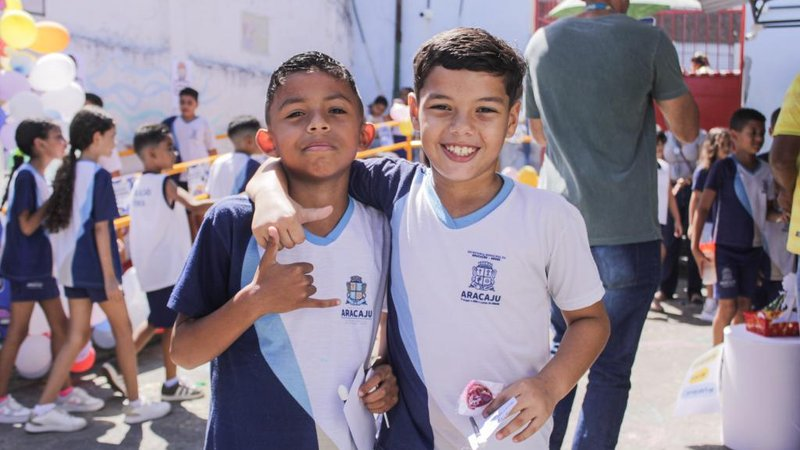 Período de transferência para estudantes na rede municipal de Aracaju começa nesta segunda