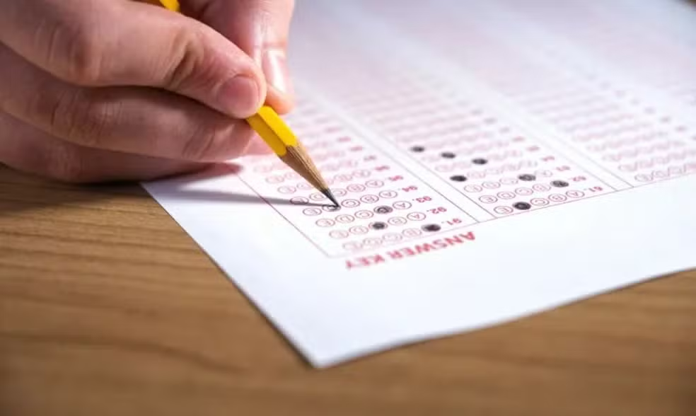 Concursos em PE oferecem mais de 2,2 mil vagas com salários altos