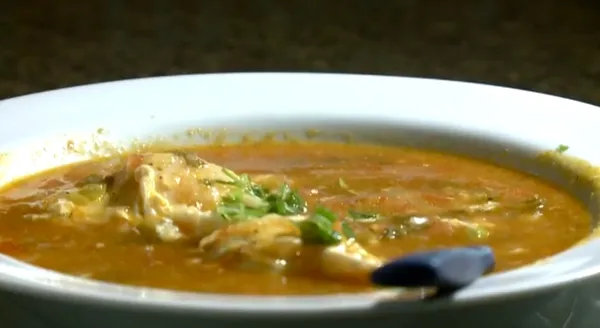 Cabeça de galo: caldo cura-ressaca tradicional no carnaval do Nordeste