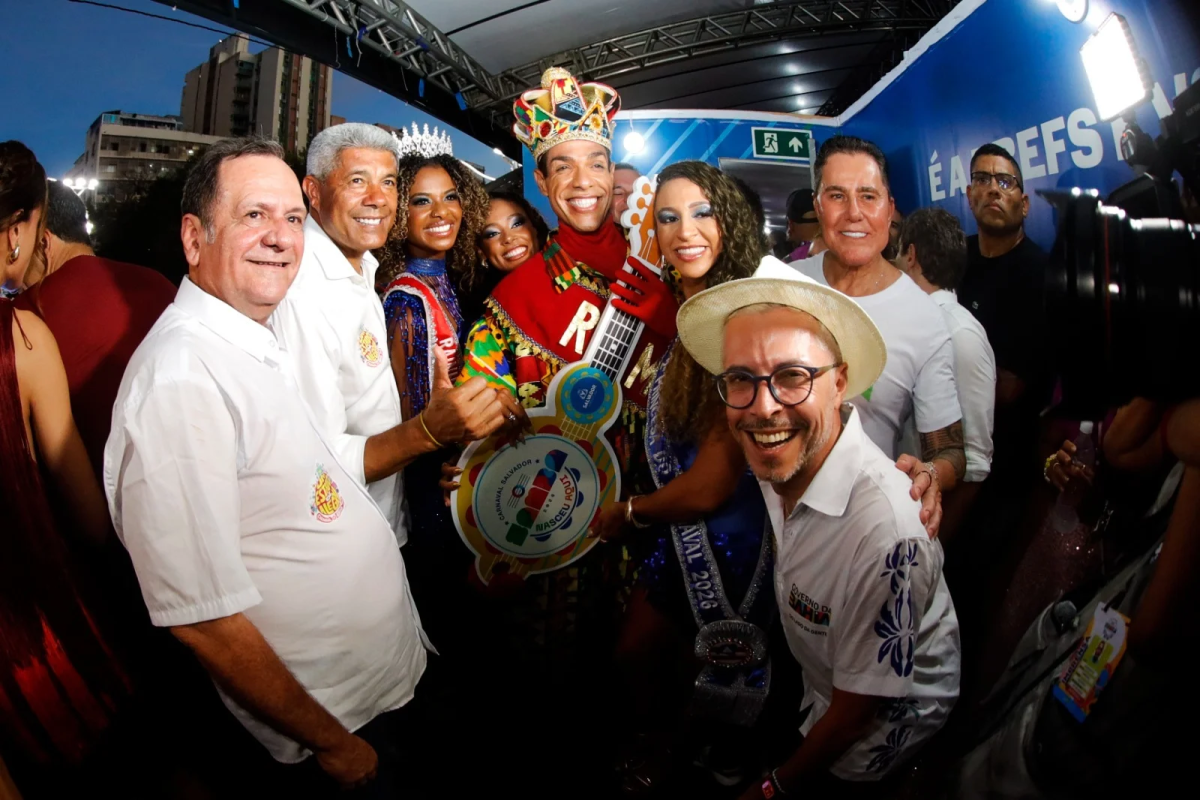A abertura oficial do carnaval destaca homenagem ao samba em Salvador