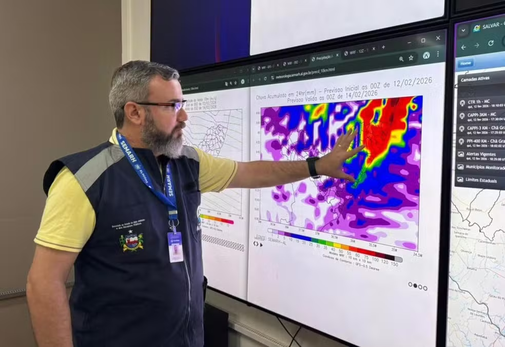 Alerta de chuva em Alagoas com risco de ventos fortes e alagamentos