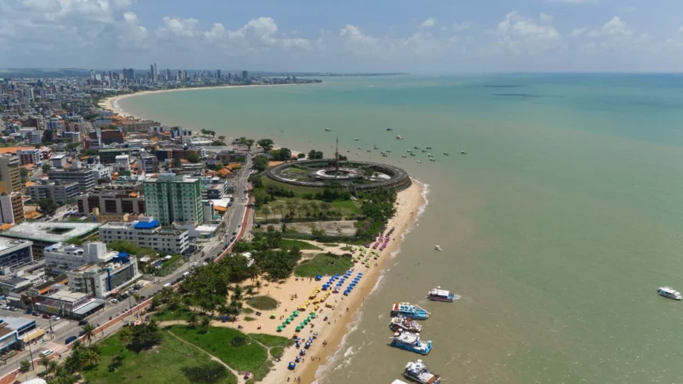 João Pessoa destaca-se entre destinos para o carnaval de 2026