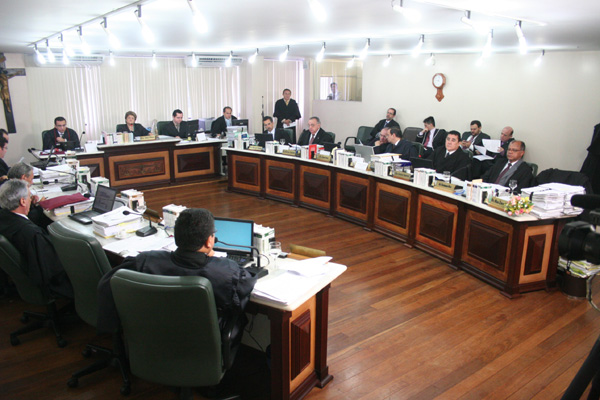 Salários de magistrados no RN ultrapassam teto constitucional em 2026