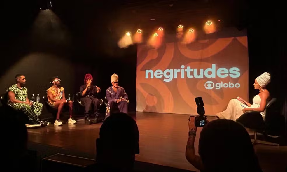Negritudes Globo leva artistas para se apresentarem no Expresso 2222 em Salvador
