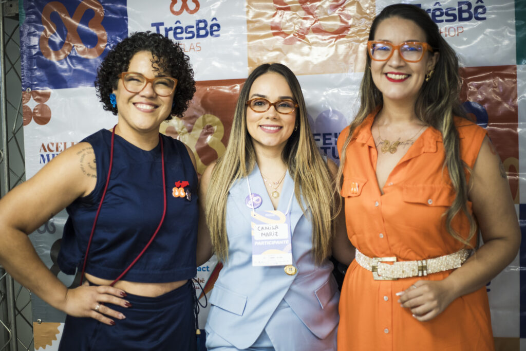 TrêsBê Delas lança manifesto e anuncia parceria com TikTok Live Pro