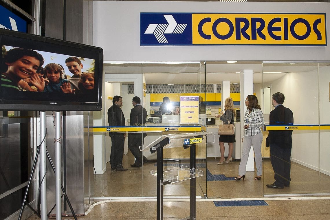 Correios renegociam dívidas com fornecedores e economizam R$ 321 milhões