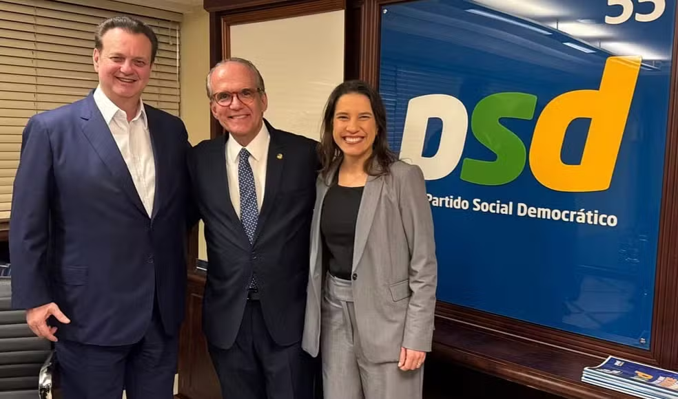 Senador Fernando Dueire se filia ao PSD após deixar o MDB