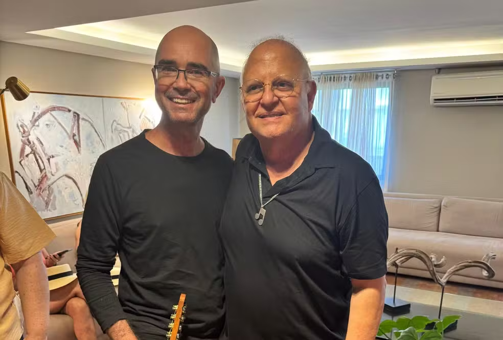 Guilherme Arantes recebe homenagem de coral universitário em João Pessoa