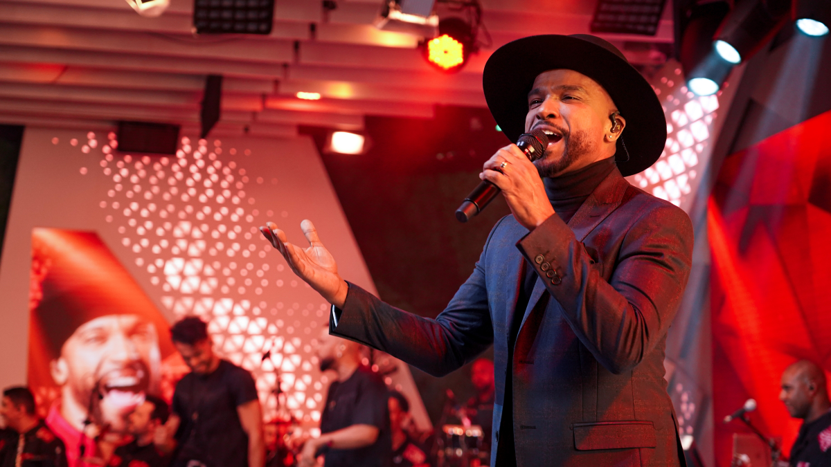 Fortaleza celebra 300 anos com shows simultâneos em três polos