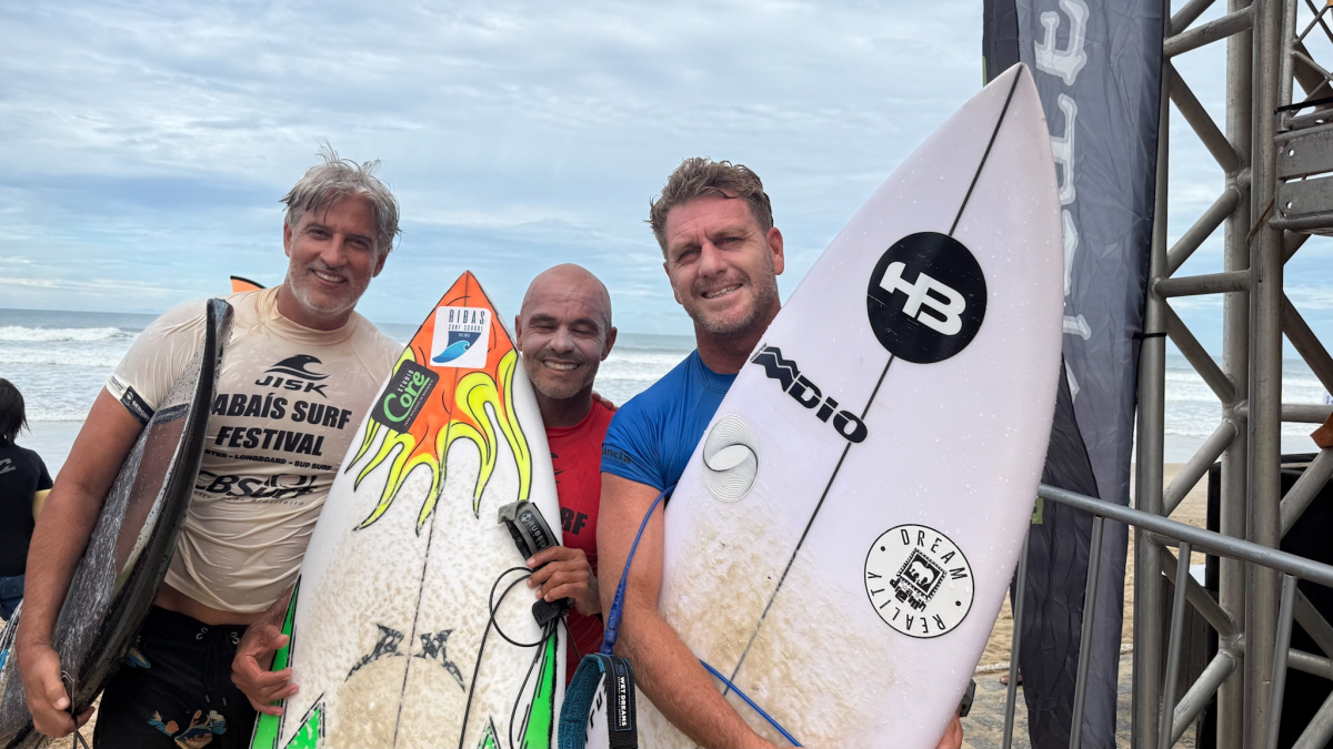 Aracaju sedia o surf Brasil Master 2026 com grandes lendas nordestinas