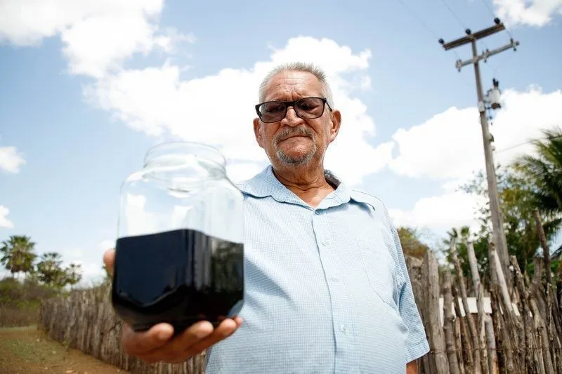 ANP mantém análise para confirmar se líquido no Ceará é petróleo