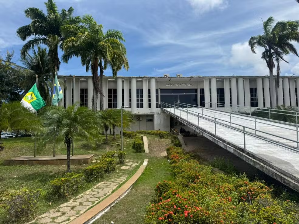 Governo do RN bloqueia R$ 306 milhões após frustração de receitas no orçamento