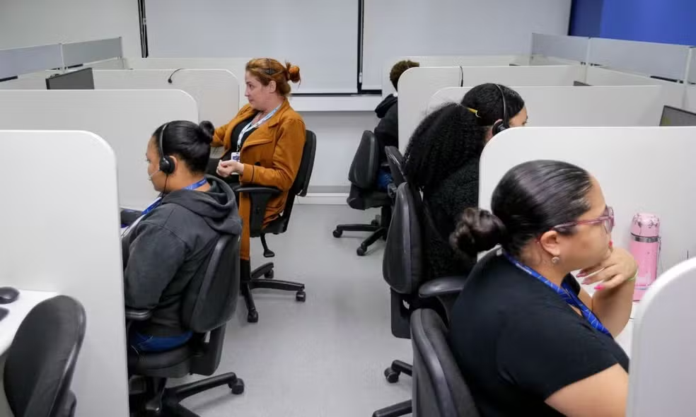 Multinacional oferece 200 vagas de emprego para Salvador e região