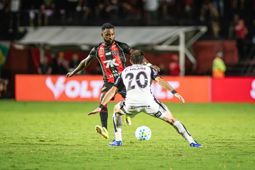 Vitória empata em casa e Bahia enfrenta Flamengo no Maracanã hoje