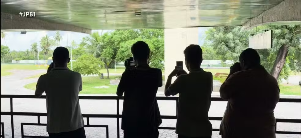 Jovens em João Pessoa transformam ônibus em hobby com a busologia