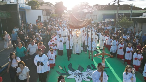 Dia de Corpus Christi no Ceará pode resultar em feriadão prolongado de até quatro dias em 2026; entenda quem tem direito