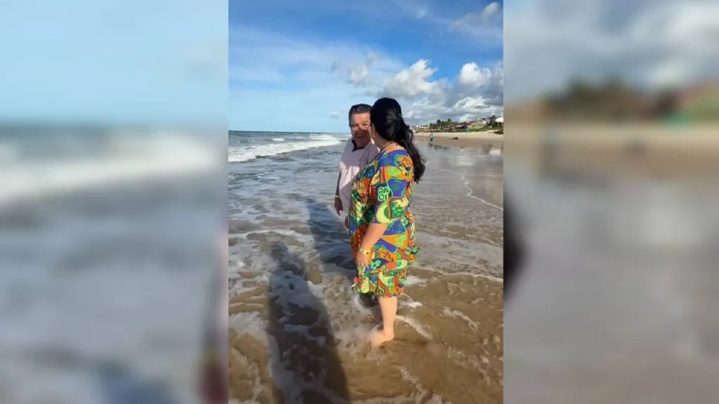 De Goiás para o Ceará: A emoção de um pai de 62 anos ao ver o mar pela primeira vez em Beberibe