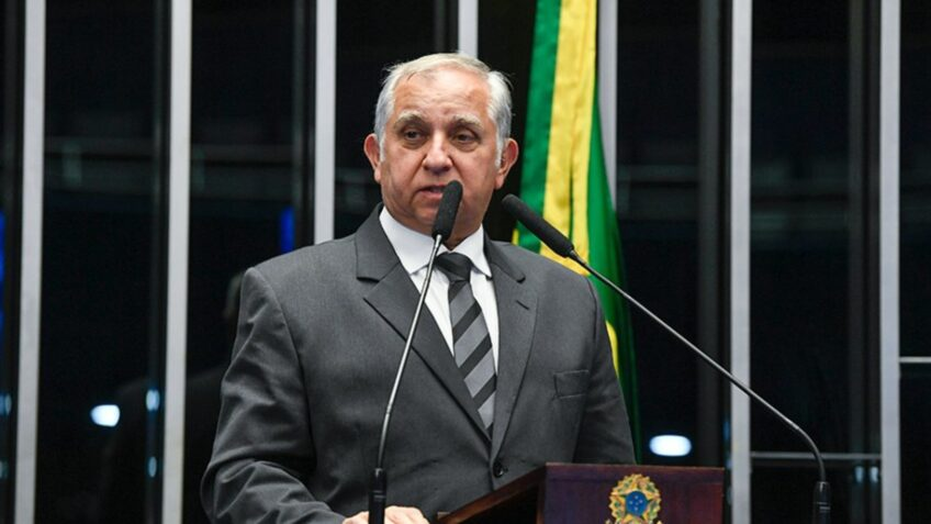 Troco do varejo: O plano no Senado para zerar impostos de roupas brasileiras de até R$ 250
