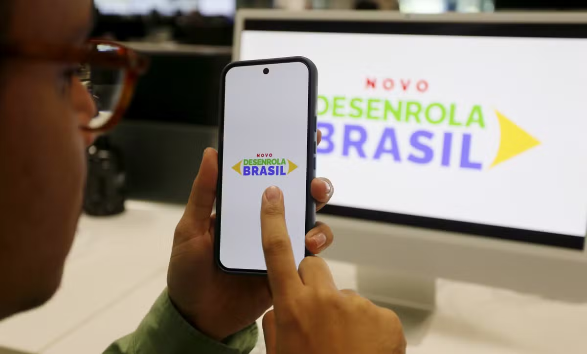 Alívio financeiro: 68% dos brasileiros endividados esperam limpar o nome com o Desenrola 2, aponta Datafolha