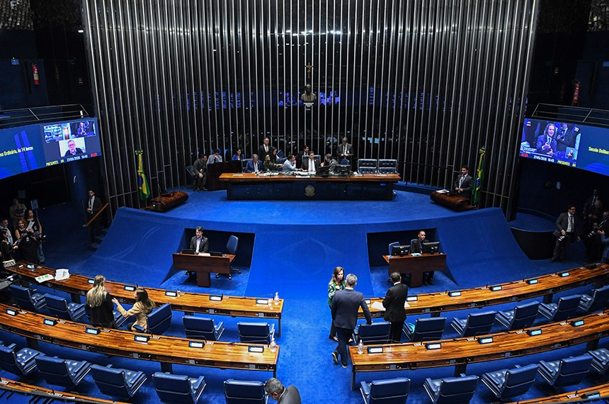 Com apoio de Efraim Filho, Senado aprova criação de centros especializados para estudantes superdotados no Nordeste