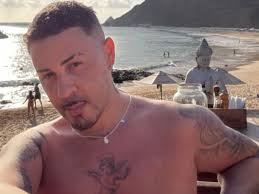 Carlinhos Maia Fernando de Noronha 2026: Justiça suspende multa de R$ 1 milhão
