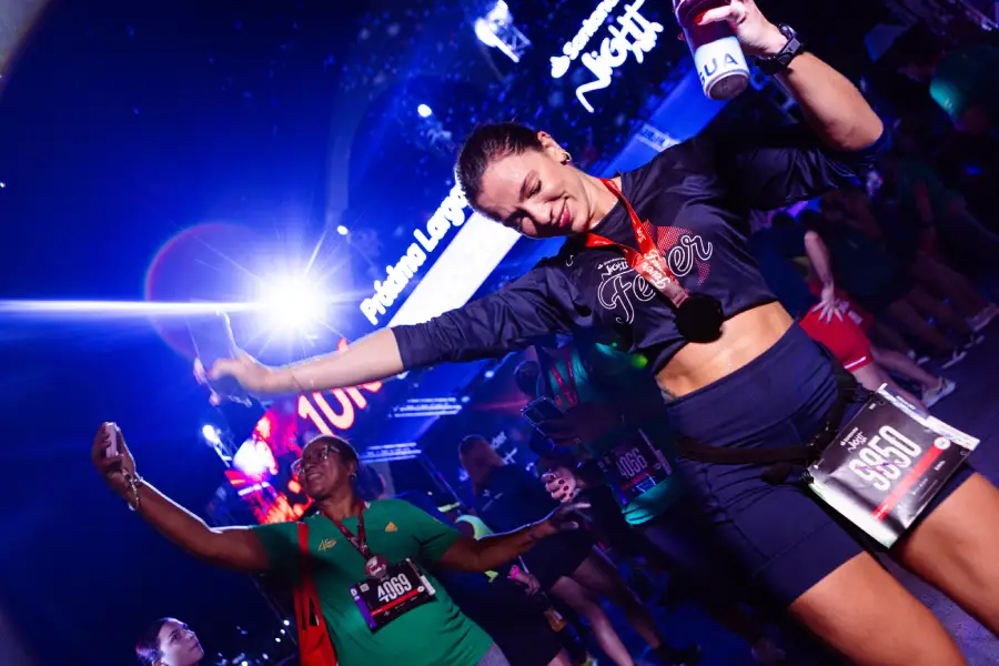 Santander Night Run João Pessoa: Corrida, Música e Luzes na Orla de Intermares