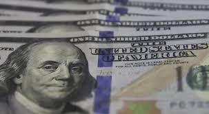 Recorde Histórico: Comércio brasileiro cresce 0,5% em março impulsionado pela queda do dólar