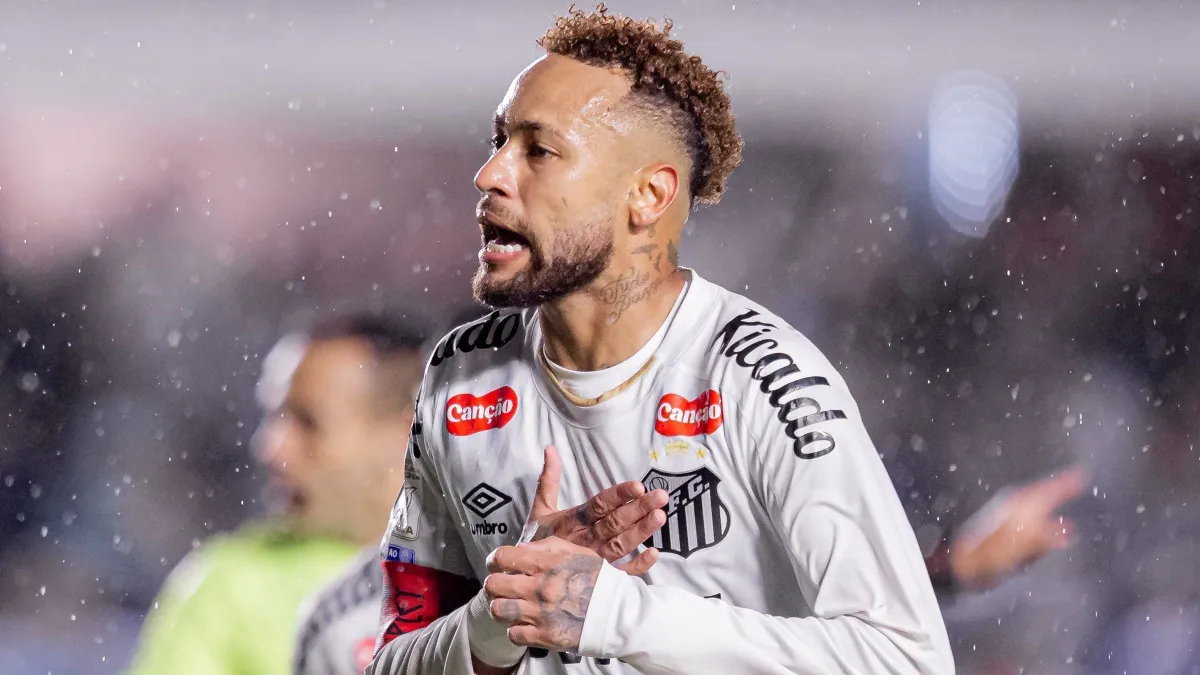 Garoto viraliza com oração por Neymar e craque responde às vésperas da convocação