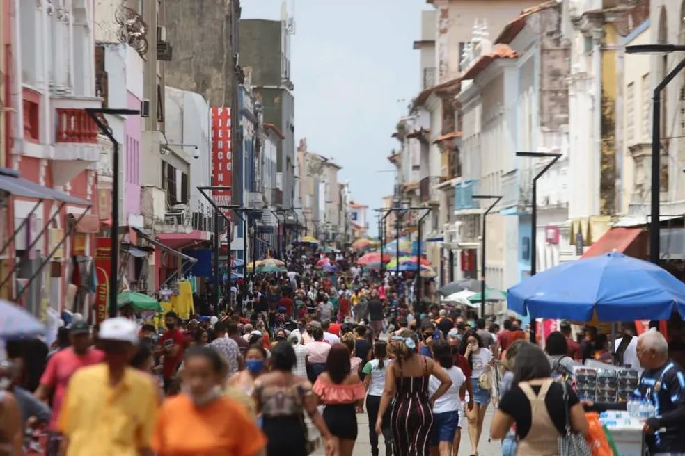 Feriado altera horários de bancos, shoppings e órgãos públicos na capital maranhense
